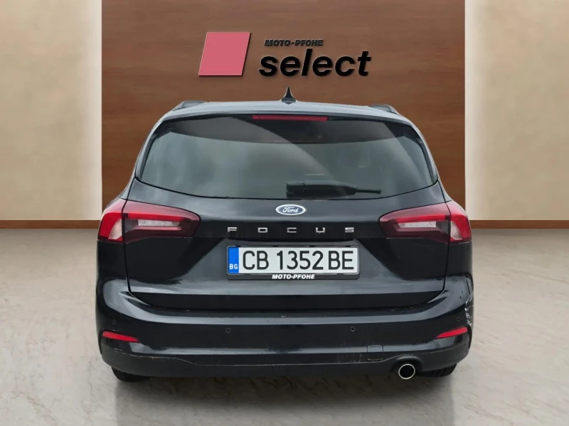 Ford Focus 1.0Ecoboost, снимка 6 - Автомобили и джипове - 53268435