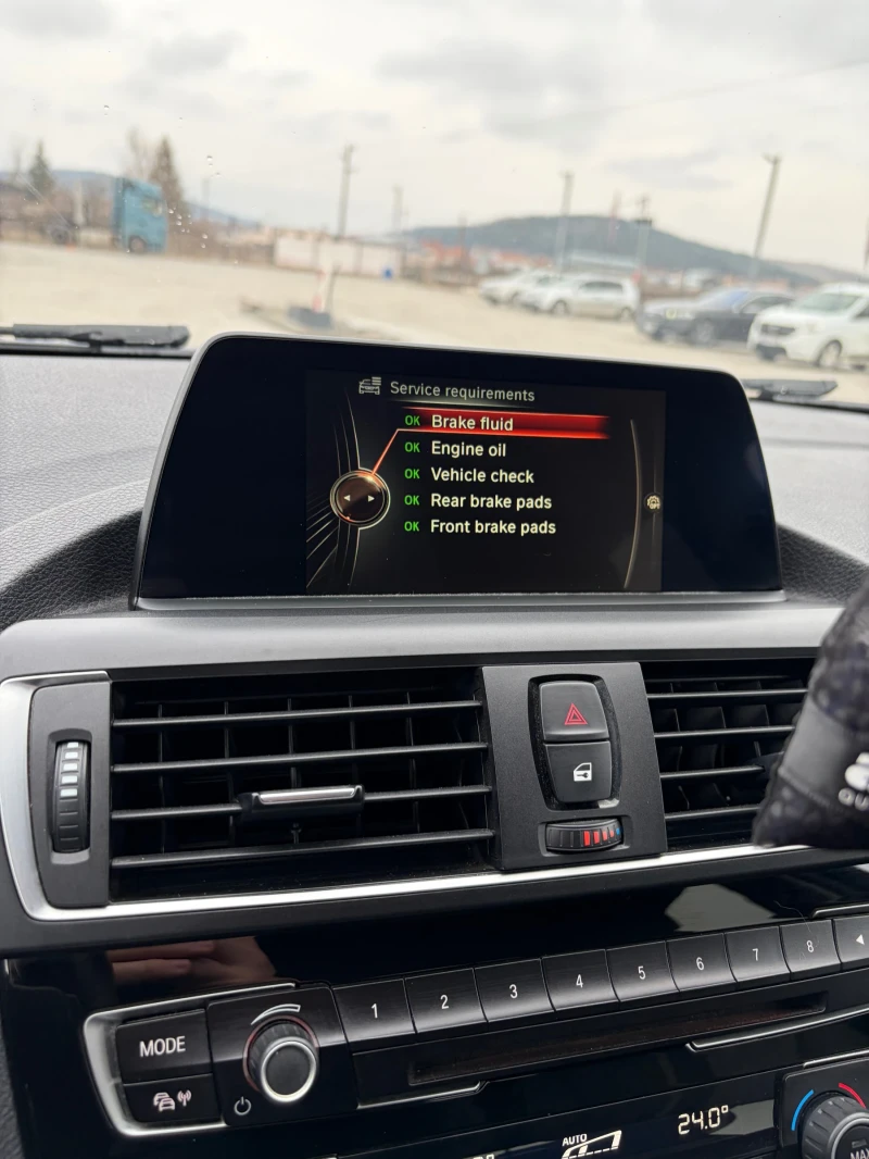 BMW 118 F20 Facelift , снимка 15 - Автомобили и джипове - 53286425