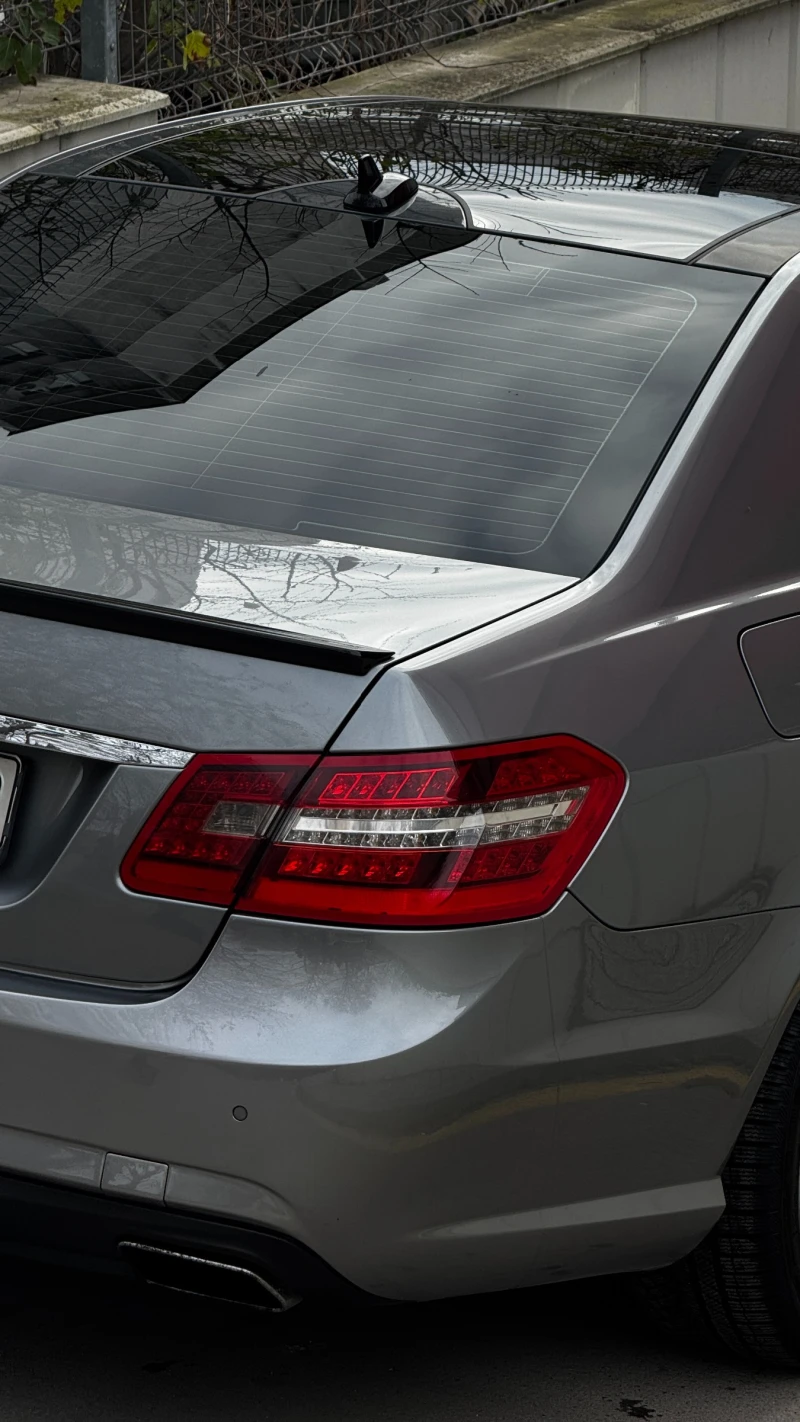 Mercedes-Benz E 350 AMG , снимка 12 - Автомобили и джипове - 53396572