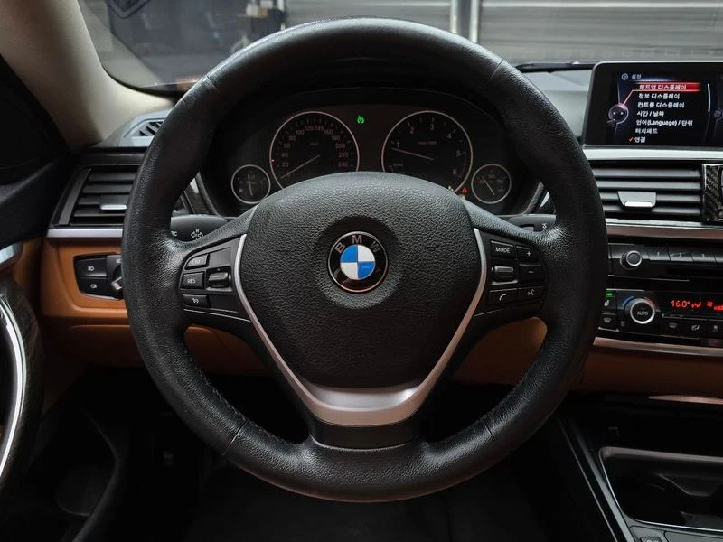 BMW 324 420d Luxury GranCoupe| 184к.с.| ВКЛ.ТЕХНОТЕСТ, снимка 13 - Автомобили и джипове - 55401864