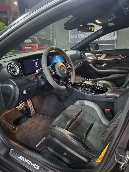 Mercedes-Benz GT 43 AMG 4MATIC+ | BUCKET SEATS , снимка 7 - Автомобили и джипове - 55944265