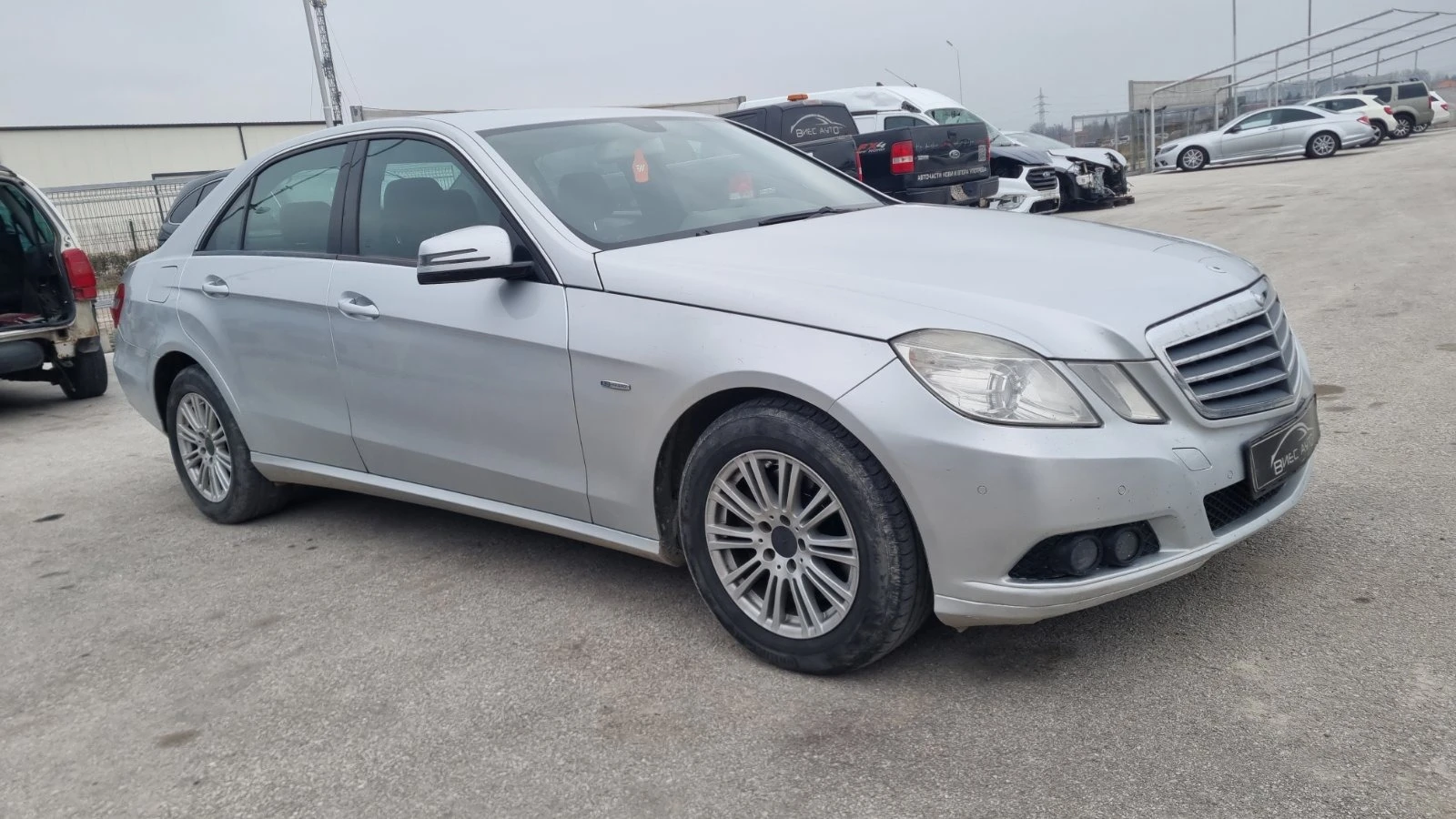 Mercedes-Benz E 220 .250.350CDI | Mobile.bg   16