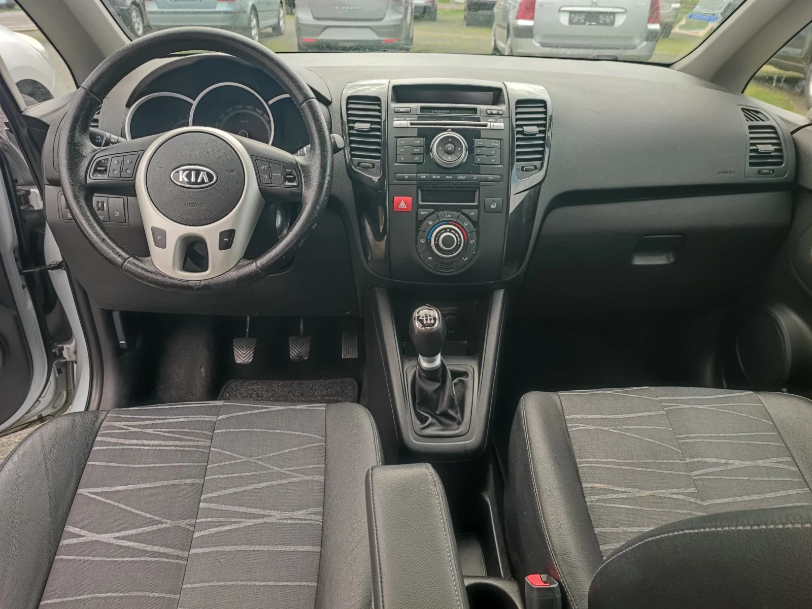 Kia Venga 1.6 CRDI.FACE.116K - изображение 8