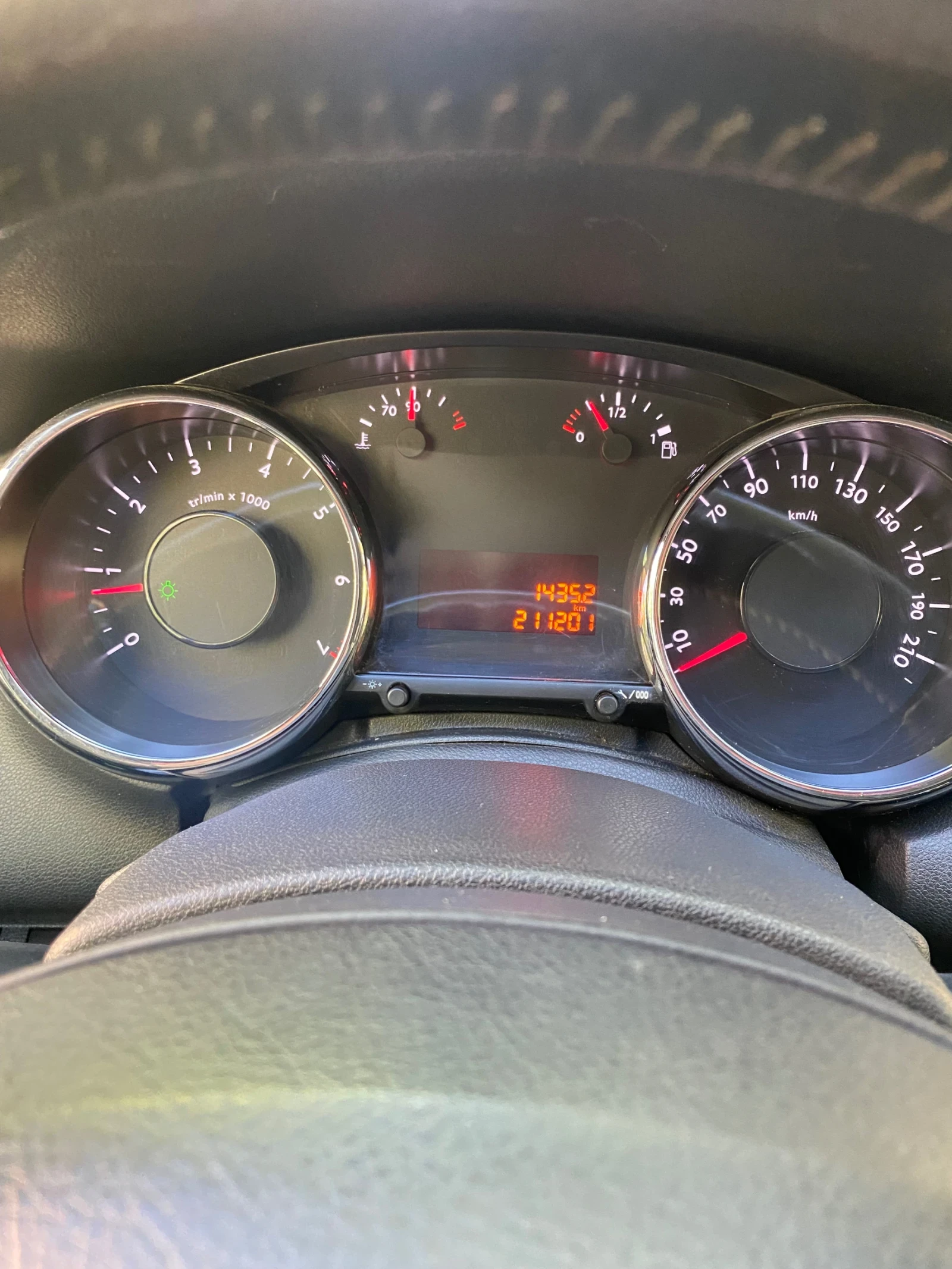 Peugeot 5008 1.6 VTI 120 | Mobile.bg   13