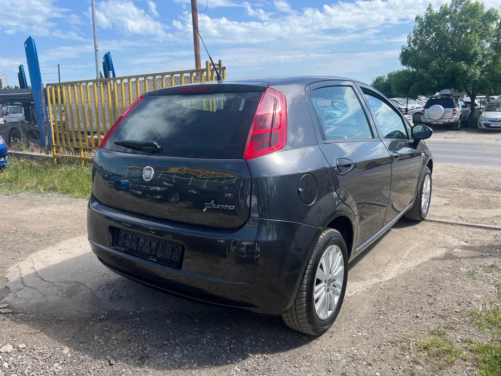 Fiat Punto 1.4 БЕНЗИН - изображение 4