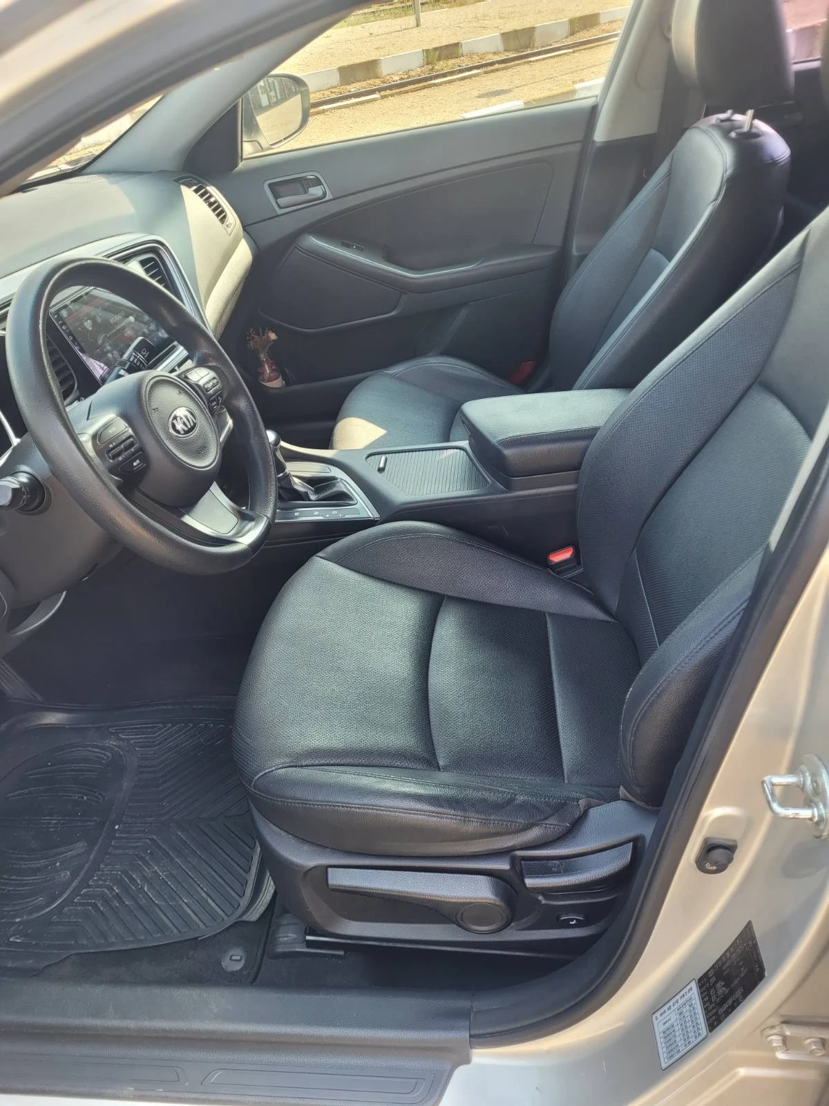 Kia K5  - изображение 10