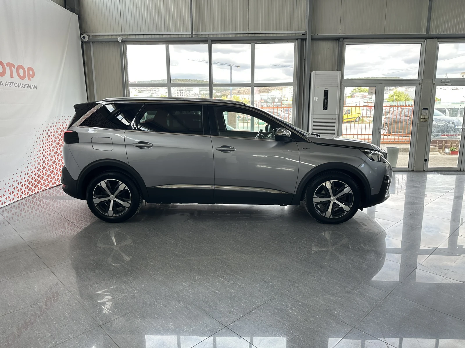 Peugeot 5008 2.0 HDi GT Line - изображение 4