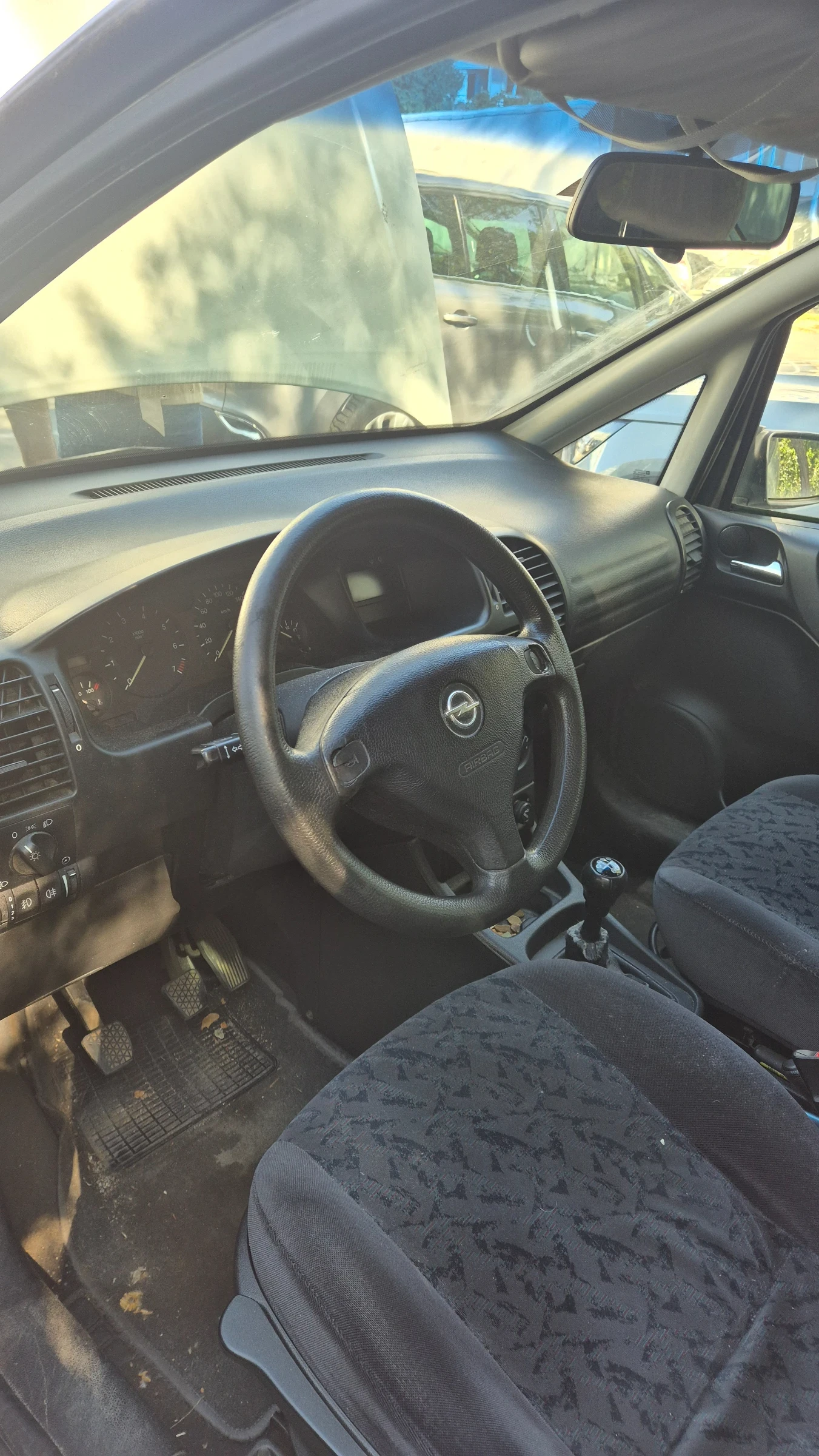 Opel Zafira  - изображение 6