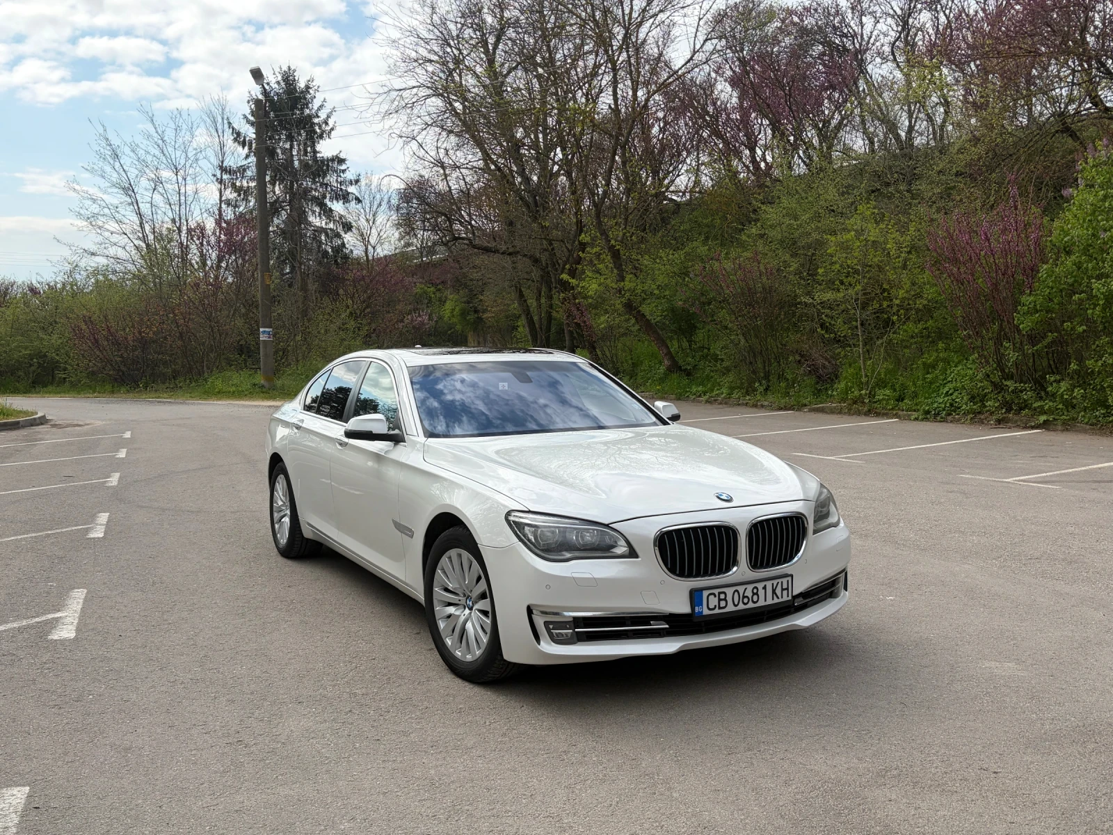 BMW 750  xDrive, снимка 5 - Автомобили и джипове - 54238025