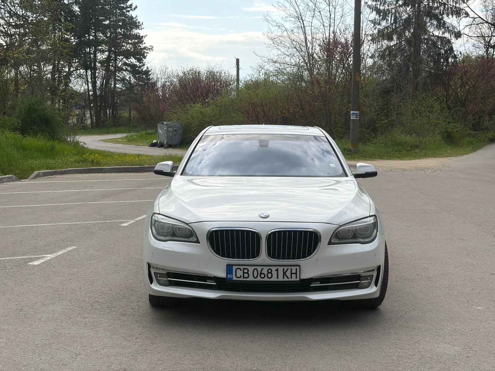 BMW 750  xDrive, снимка 2 - Автомобили и джипове - 54238025