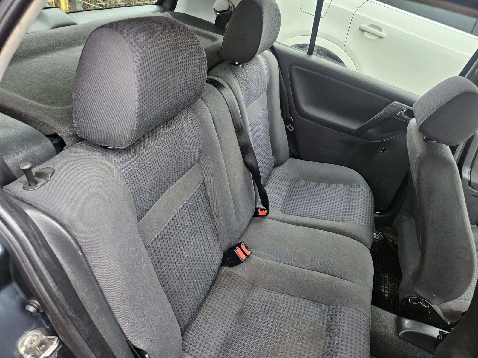 VW Polo 1.4i - изображение 7