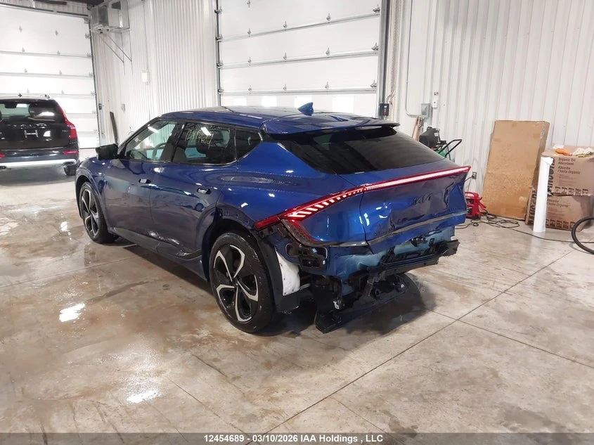 Kia EV6 GT-LINE, снимка 4 - Автомобили и джипове - 53822316