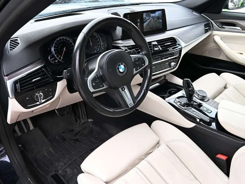 BMW 530E * xDrive iPerformance * CARFAX * ЦЕНА ДО БГ, снимка 10 - Автомобили и джипове - 53936028