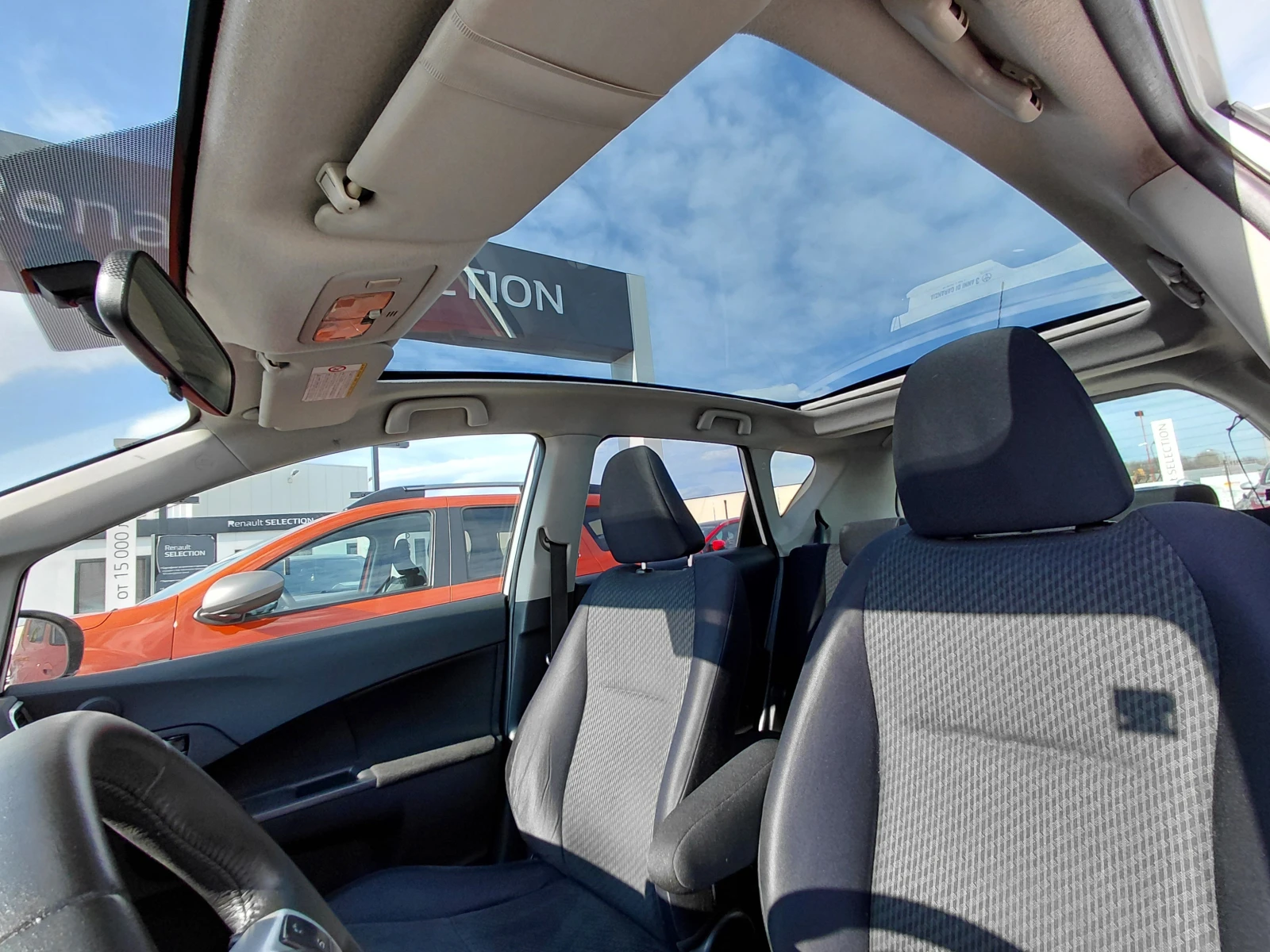 Toyota Verso S 1.4 D4D/90к.с, снимка 15 - Автомобили и джипове - 54136242