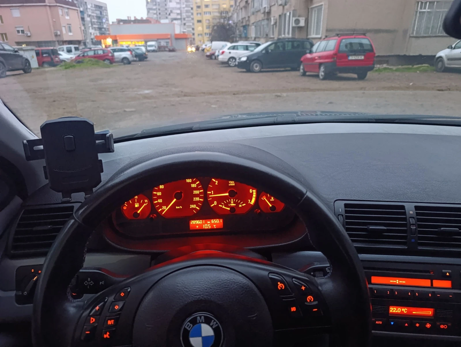 BMW 320 E46, снимка 9 - Автомобили и джипове - 54168731