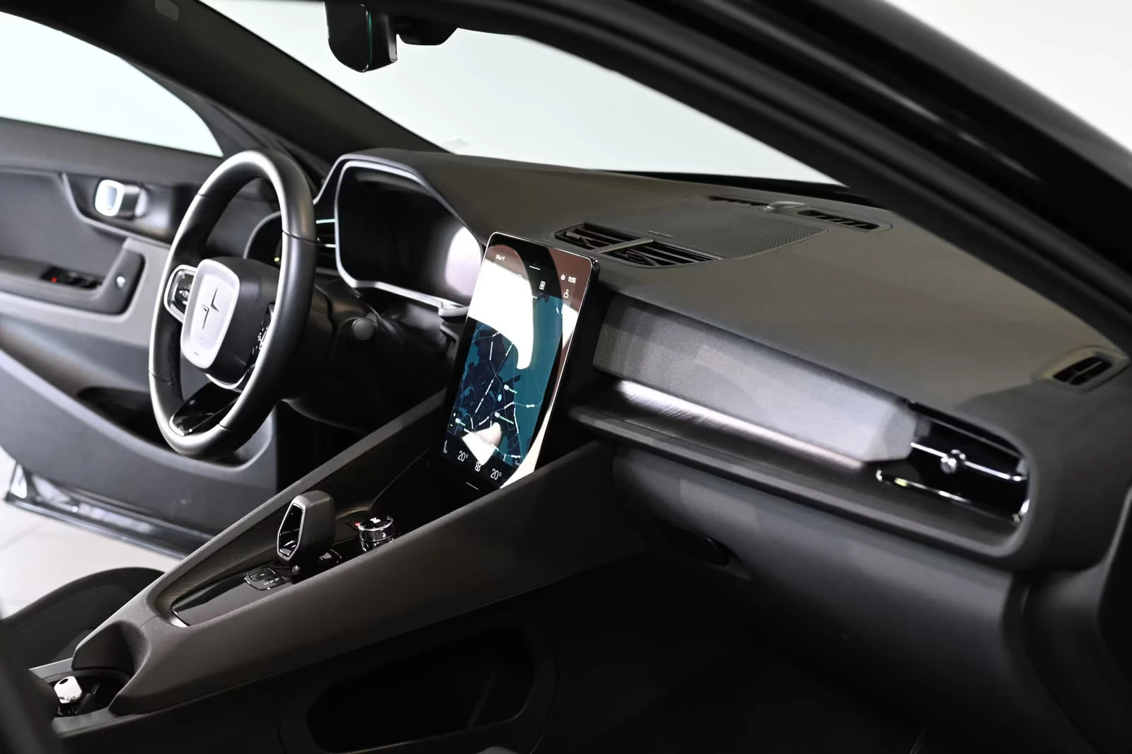 Polestar 2 LONG-RANGE/476HP/DUAL/PLUS/PANO/360/H&K/HPUMP/163q, снимка 15 - Автомобили и джипове - 54204586