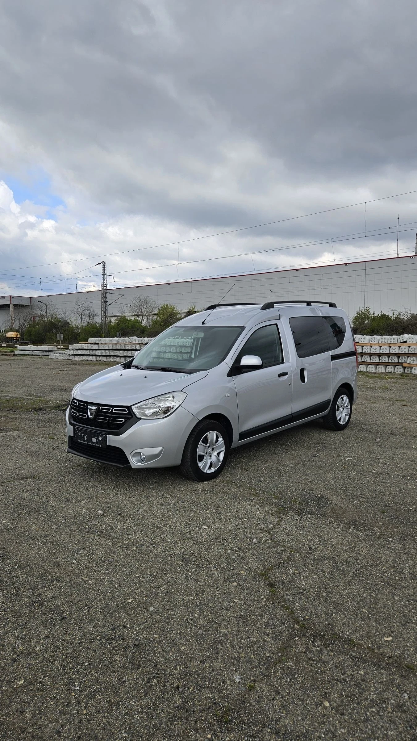 Dacia Dokker 1.6 SCe / фабрична Газ 