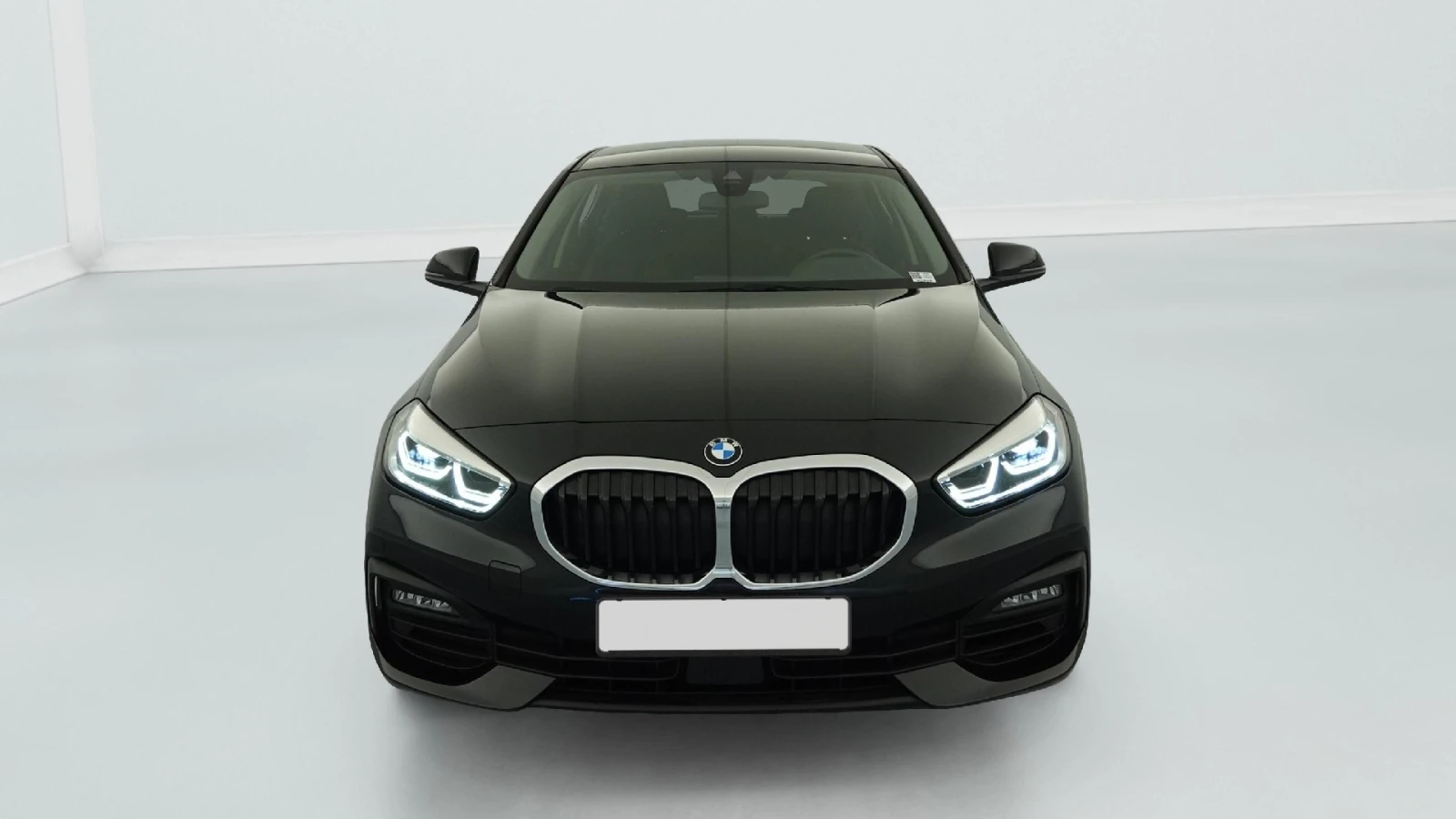 BMW 116 Business Design, снимка 3 - Автомобили и джипове - 54621756