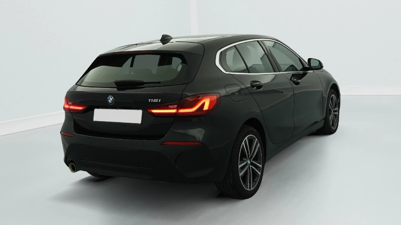 BMW 116 Business Design, снимка 7 - Автомобили и джипове - 54621756