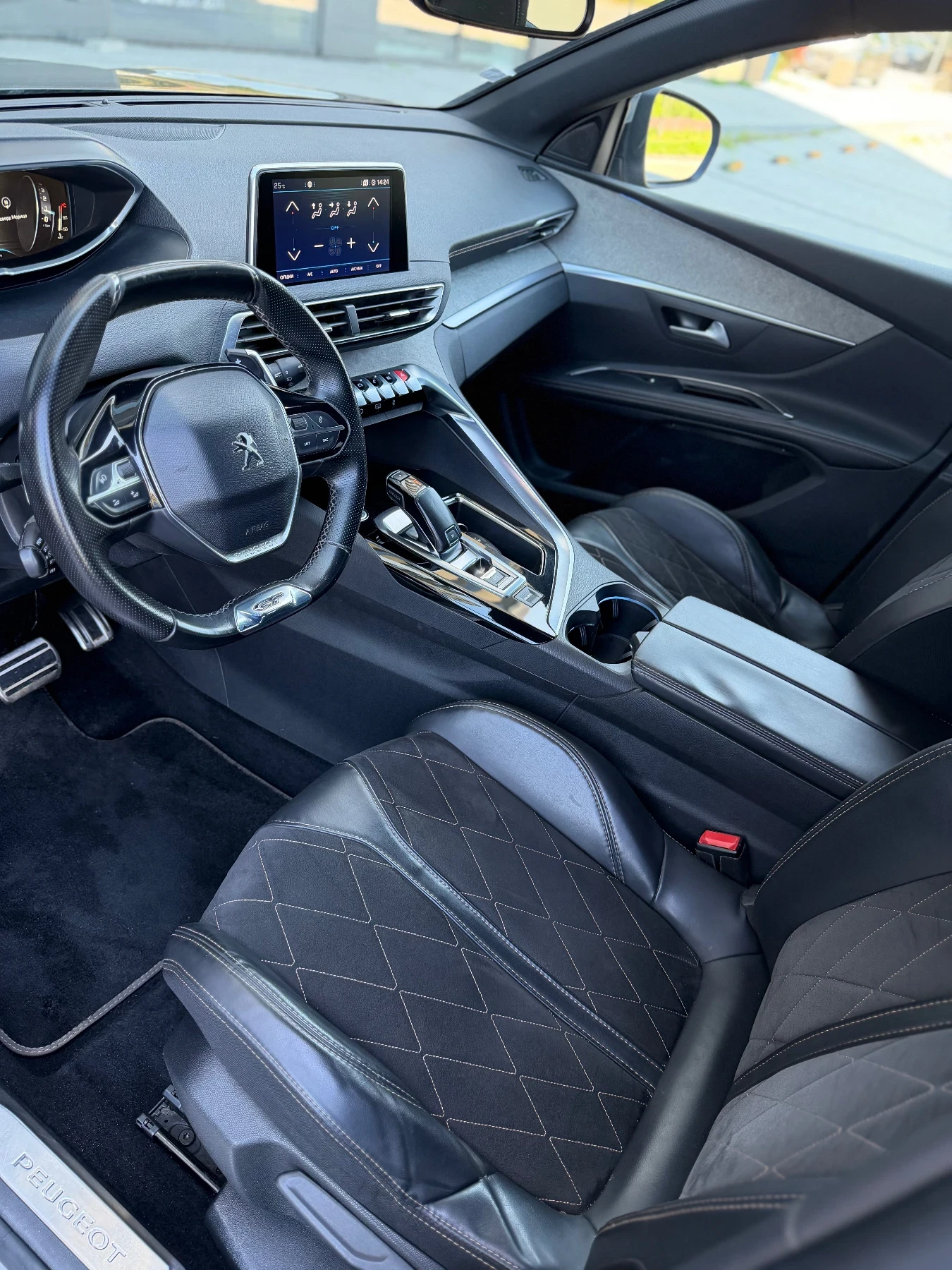 Peugeot 5008 2.0 GT Line, снимка 7 - Автомобили и джипове - 54744527