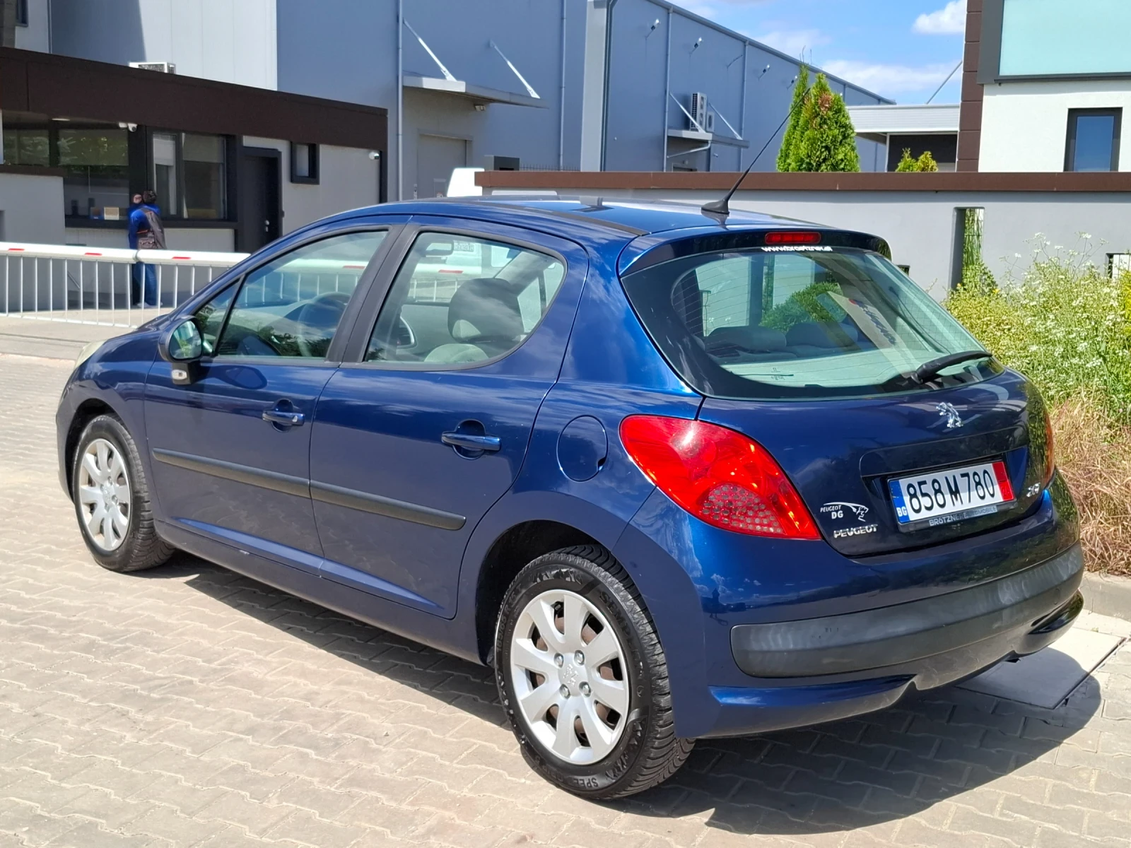Peugeot 207 1.4HDI* (70кс)* FACELIFT* НОВ ВНОС* , снимка 7 - Автомобили и джипове - 55467321