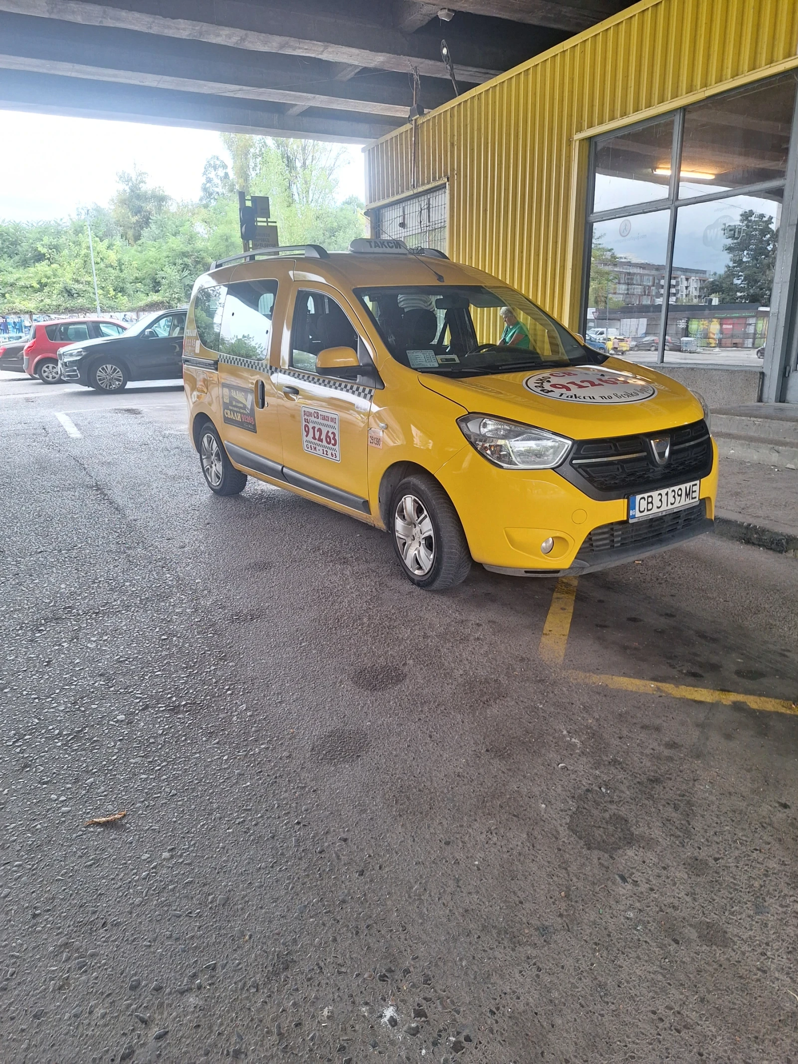 Dacia Dokker, снимка 3 - Автомобили и джипове - 55767858