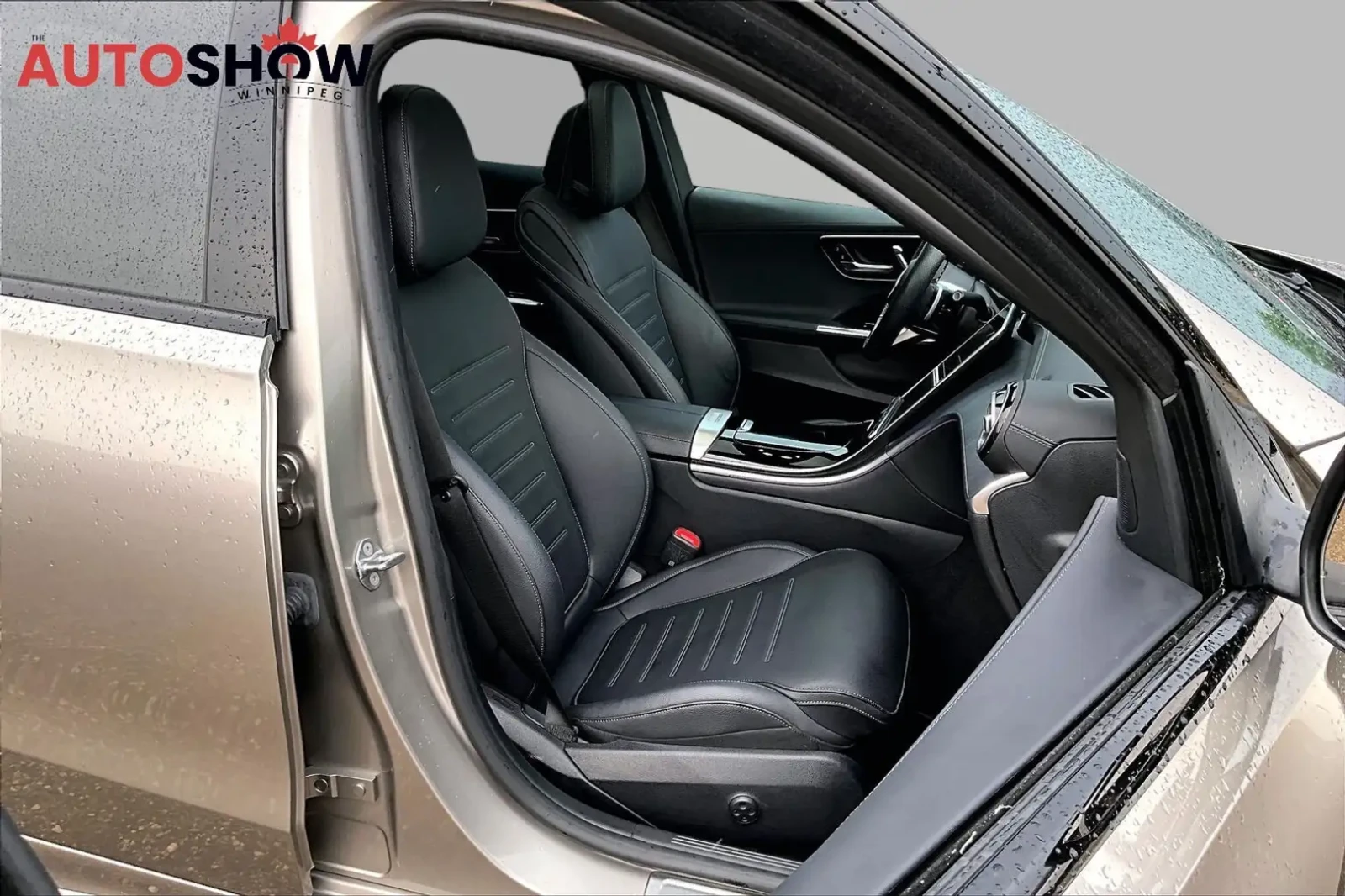 Mercedes-Benz C 300 4MATIC, снимка 16 - Автомобили и джипове - 55843070