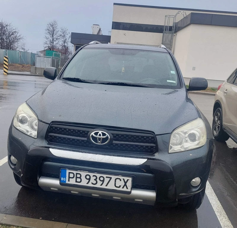 Toyota Rav4 D4d, снимка 4 - Автомобили и джипове - 48426939