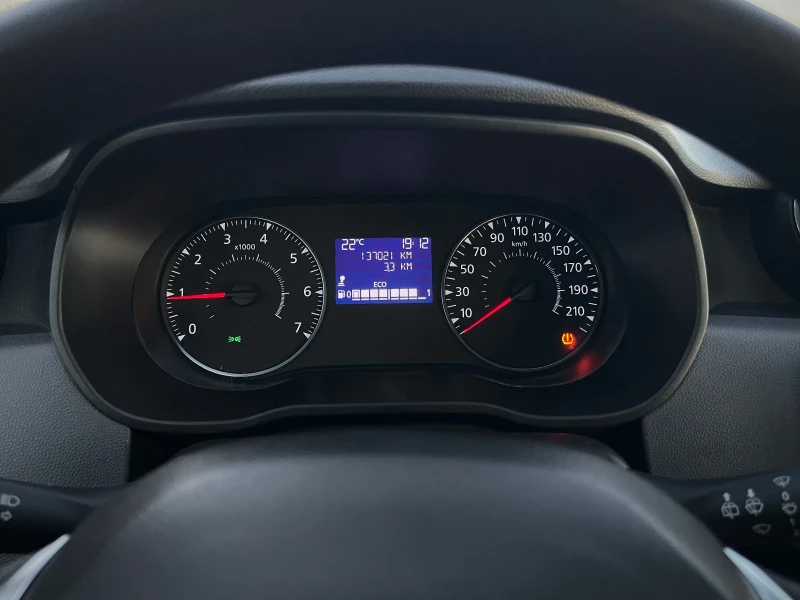 Dacia Duster 137.000 km, снимка 16 - Автомобили и джипове - 51767447