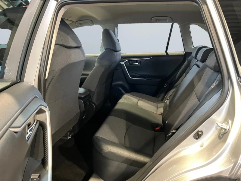 Toyota Rav4 2.5* TEAM-D* 4X4* CAM* KEYLESS* DISTR* , снимка 17 - Автомобили и джипове - 52706750