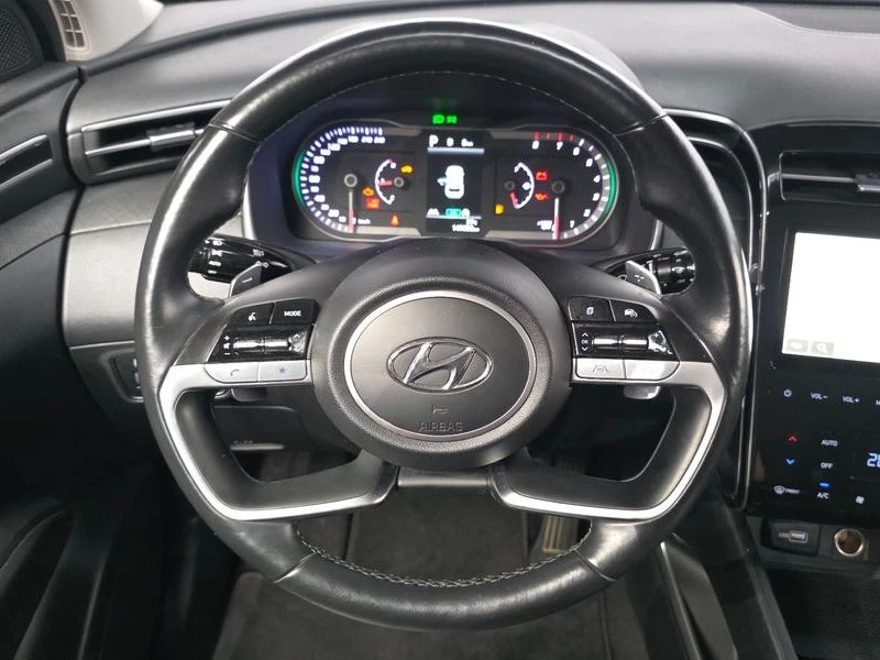 Hyundai Tucson 1.6 177 hp Automatic, снимка 13 - Автомобили и джипове - 55843428