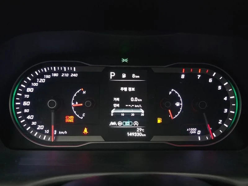 Hyundai Tucson 1.6 177 hp Automatic, снимка 8 - Автомобили и джипове - 55843428
