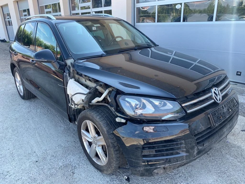 VW Touareg 3.0D НА ЧАСТИ - изображение 3