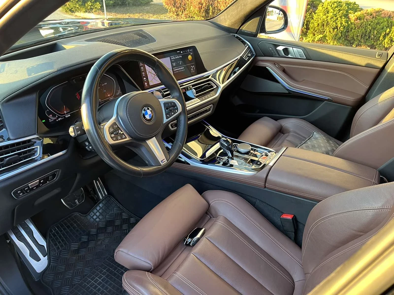 BMW X7 3.0d M-pack* HUP* 360* PANO* DIGITAL KEY*  - изображение 10