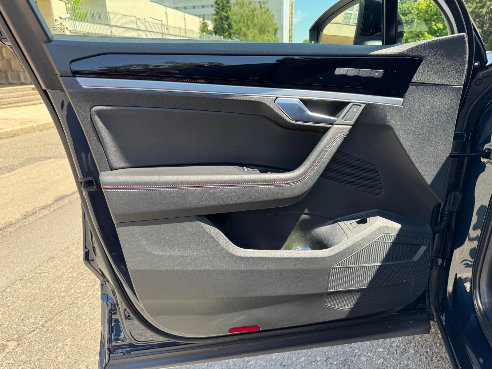 VW Touareg 3.0 TSI Edition 20 R-Line 4Motion    - изображение 10