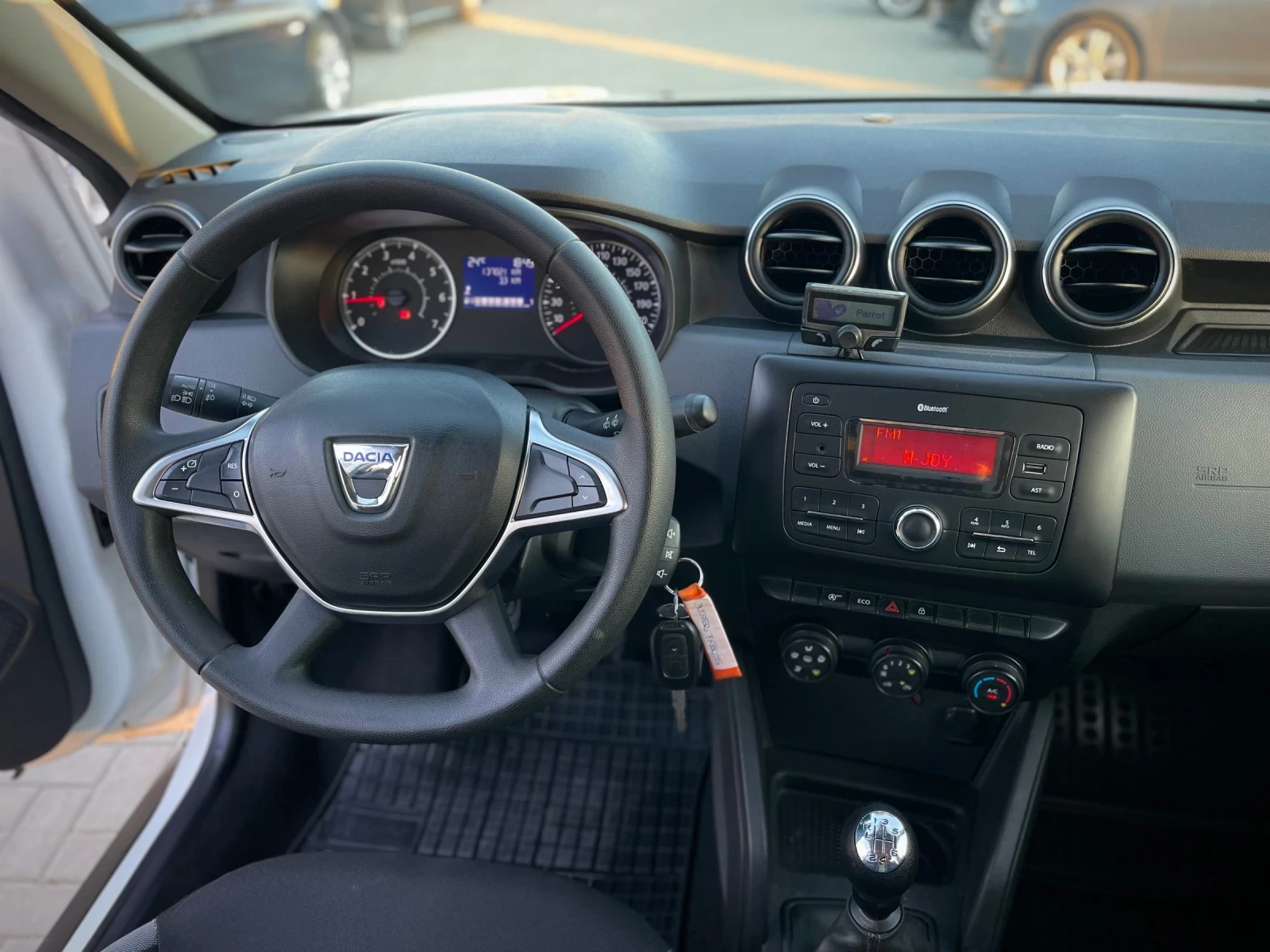 Dacia Duster 137.000 km - изображение 10