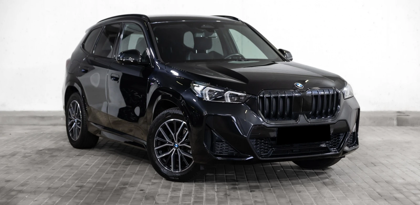 BMW X1 sDrive18i - изображение 3