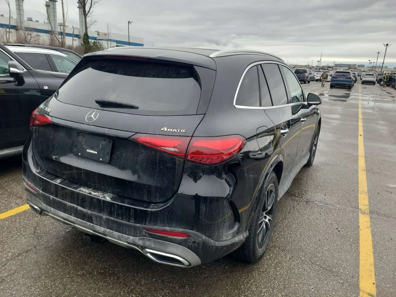 Mercedes-Benz GLC 300 * Един собственик * Без инциденти * CARFAX * , снимка 3 - Автомобили и джипове - 53878557