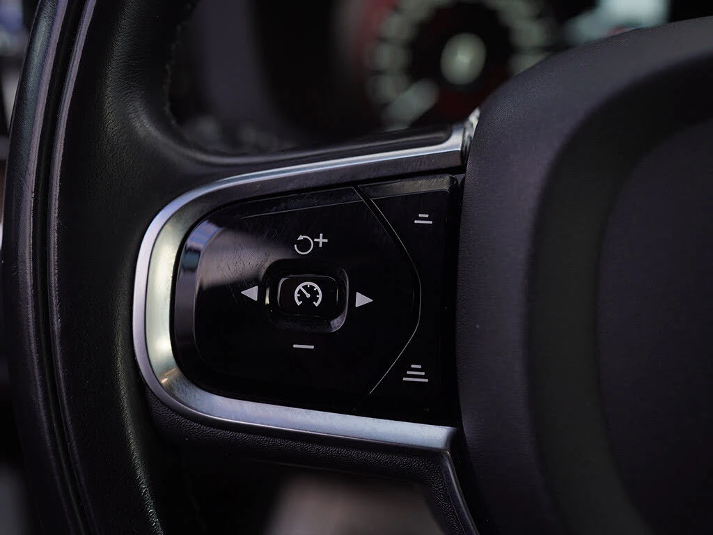 Volvo XC60 T6 INSCRIPTION * AWD* ПОДГРЕВ* DIGITAL* 360* PANO*, снимка 15 - Автомобили и джипове - 54195376