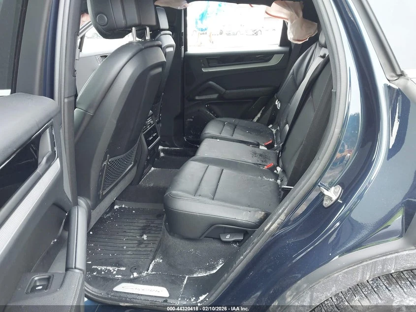 Porsche Cayenne 3.0L V-6 DI, DOHC, VVT, TURBO, 348HP All Wheel | Mobile.bg � ����������� 8