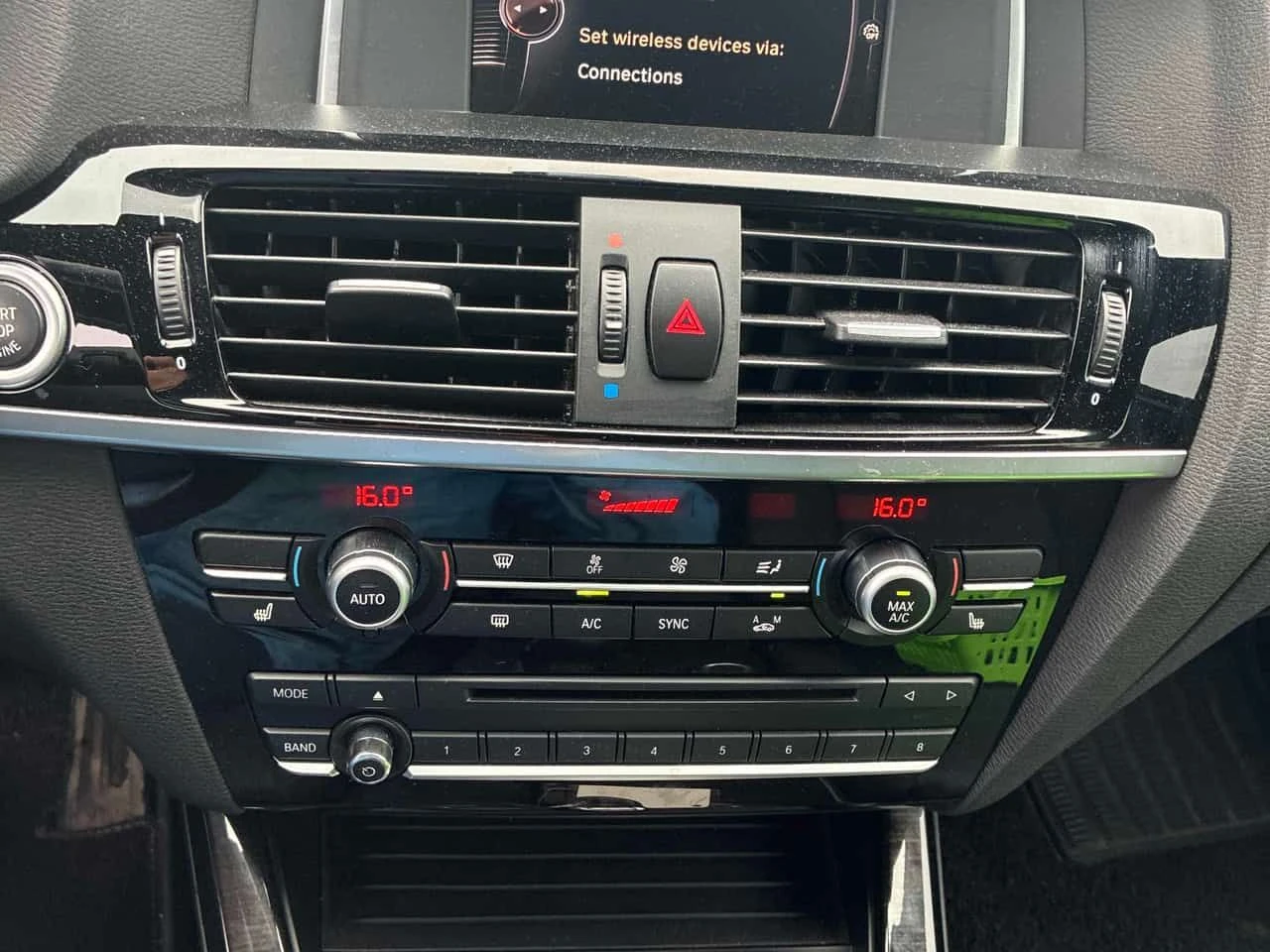 BMW X3 * xDrive28i * АВТОКРЕДИТ БЕЗ ПЪРВОНАЧАЛНА ВНОСКА* , снимка 9 - Автомобили и джипове - 54842772
