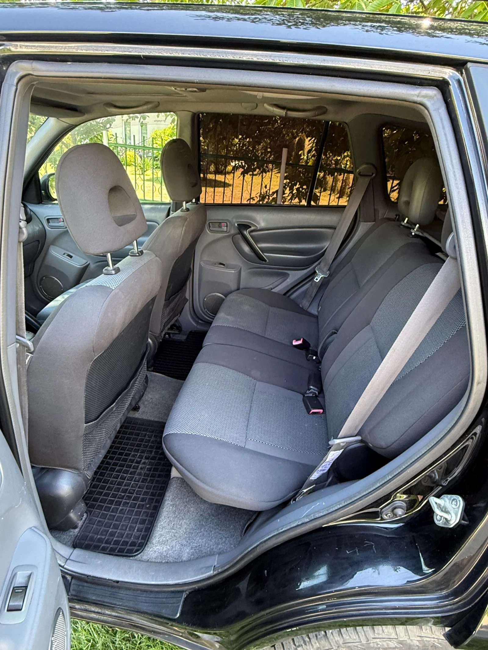 Toyota Rav4, снимка 8 - Автомобили и джипове - 54917471