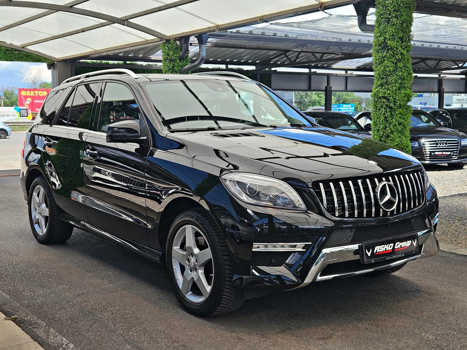 Mercedes-Benz ML 350 AMG/ТЕЛЕВИЗИЯ/CAMERA/ПОДГРЕВ/АМБИЕНТ/BLIND SPOT/LI, снимка 3 - Автомобили и джипове - 54944041