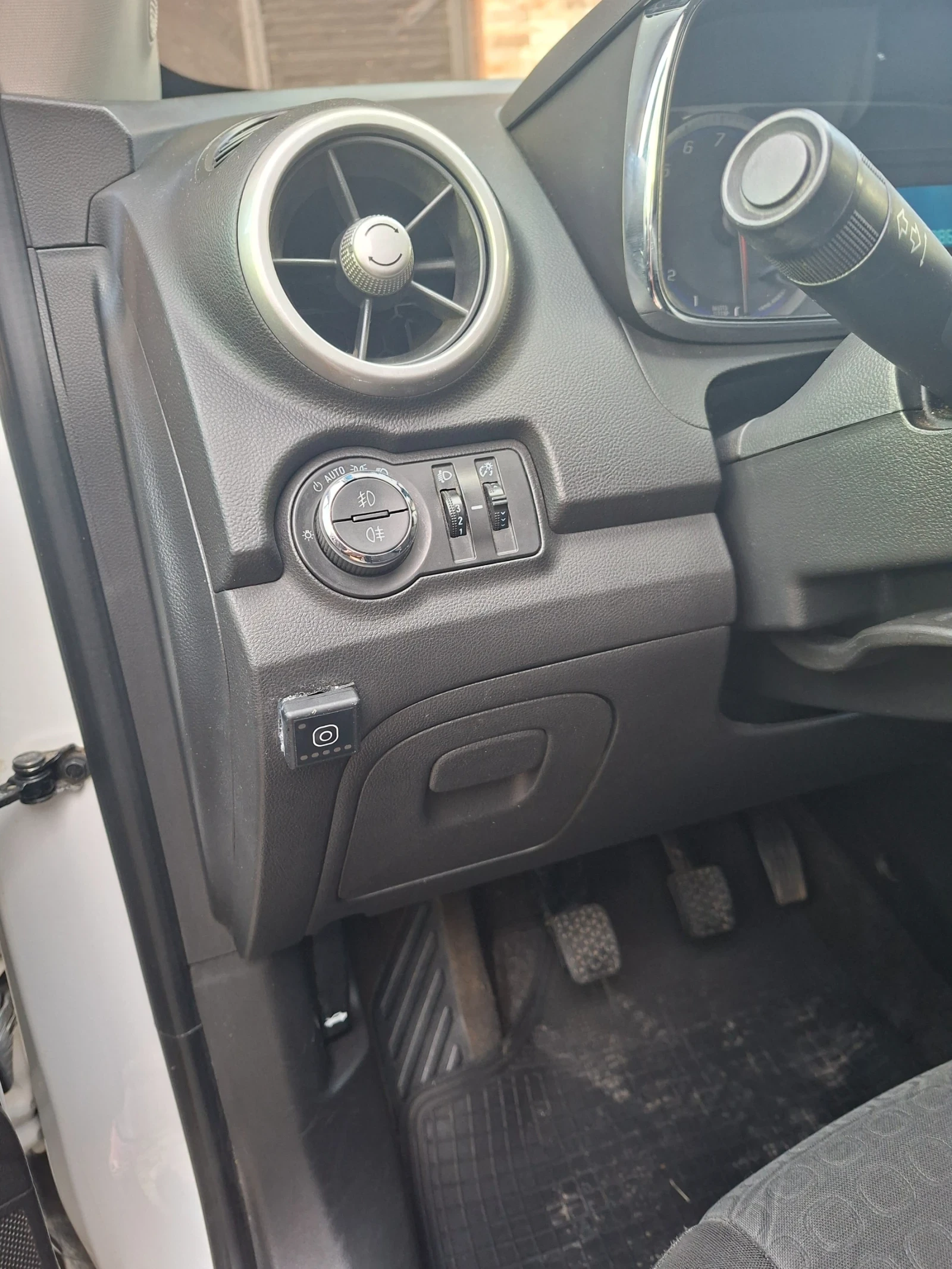 Chevrolet Trax, снимка 7 - Автомобили и джипове - 55776665