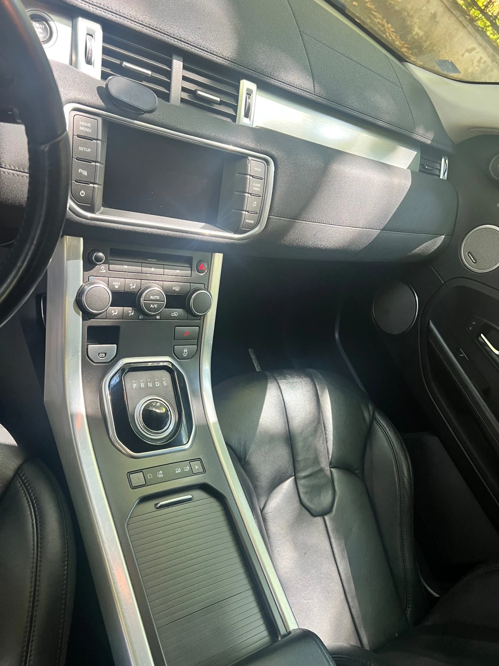 Land Rover Range Rover Evoque 2.2TD4 150PS Automatic-първи собственик, снимка 6 - Автомобили и джипове - 55796400