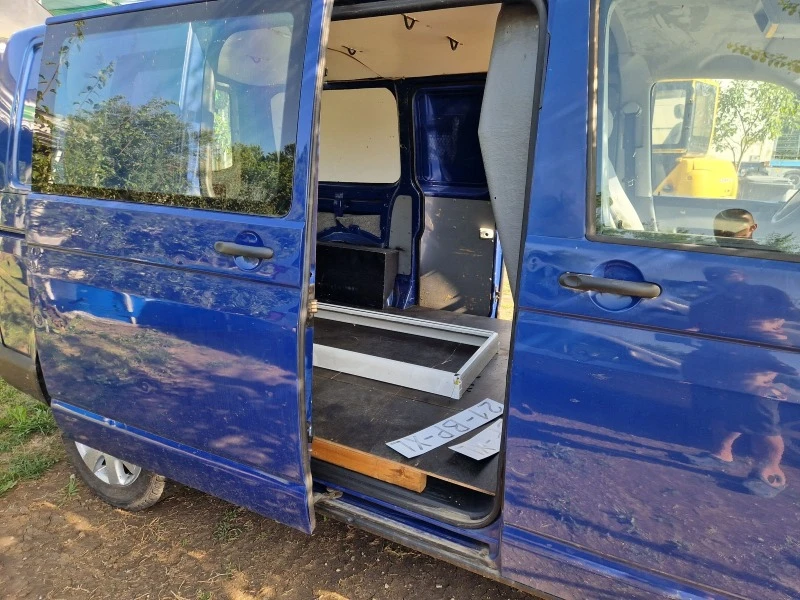 VW Transporter, снимка 1 - Бусове и автобуси - 47429985