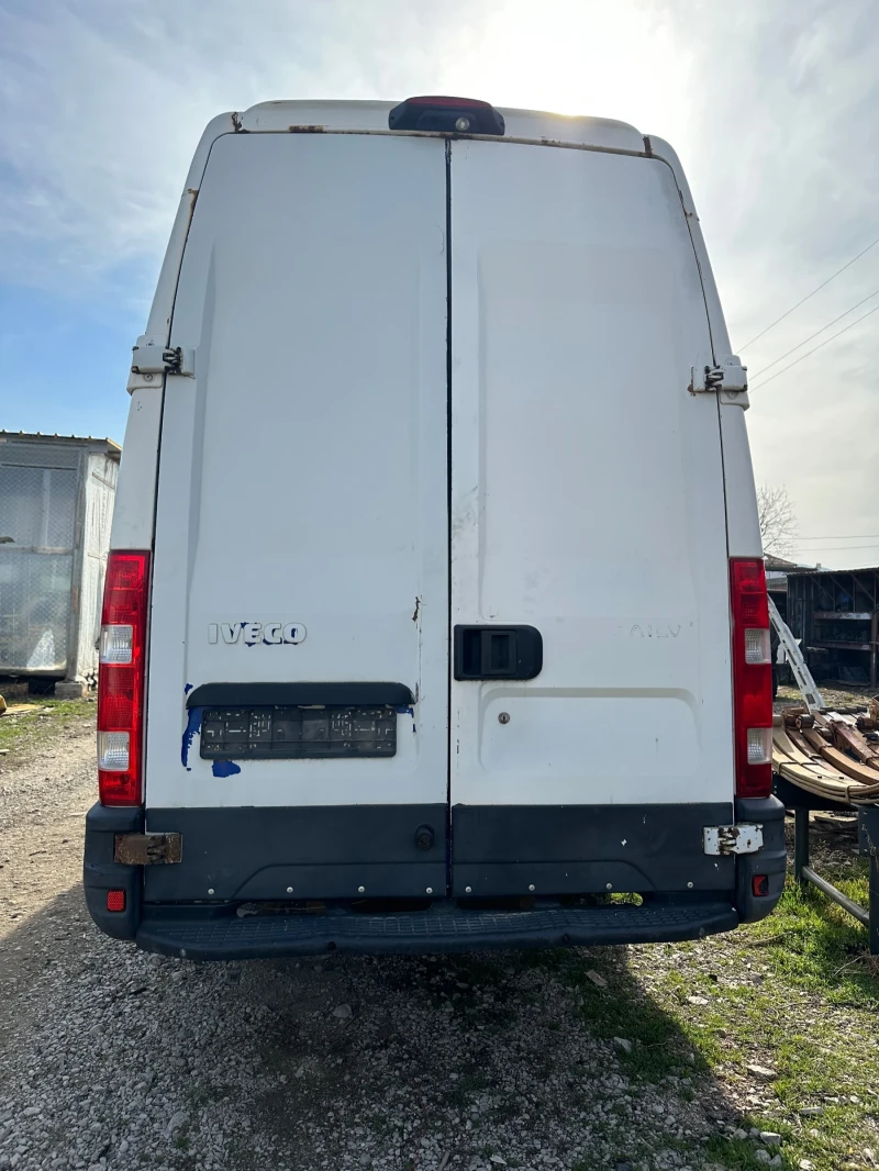 Iveco Daily Метан /Автомагазин за части, снимка 4 - Бусове и автобуси - 52292327