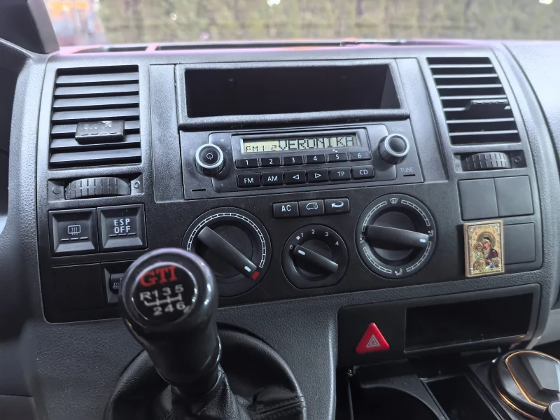 VW T5 2.5 TDI MAXI / TOP, снимка 14 - Бусове и автобуси - 53100542