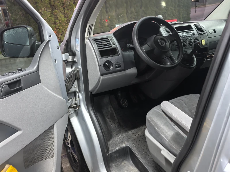VW T5 2.5 TDI MAXI / TOP, снимка 10 - Бусове и автобуси - 53100542