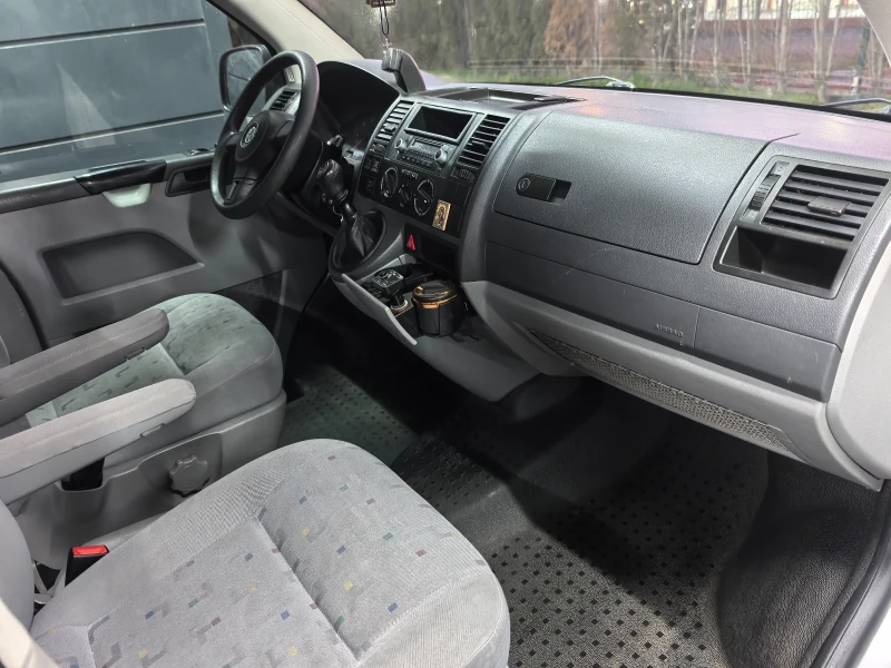 VW T5 2.5 TDI MAXI / TOP, снимка 12 - Бусове и автобуси - 53100542